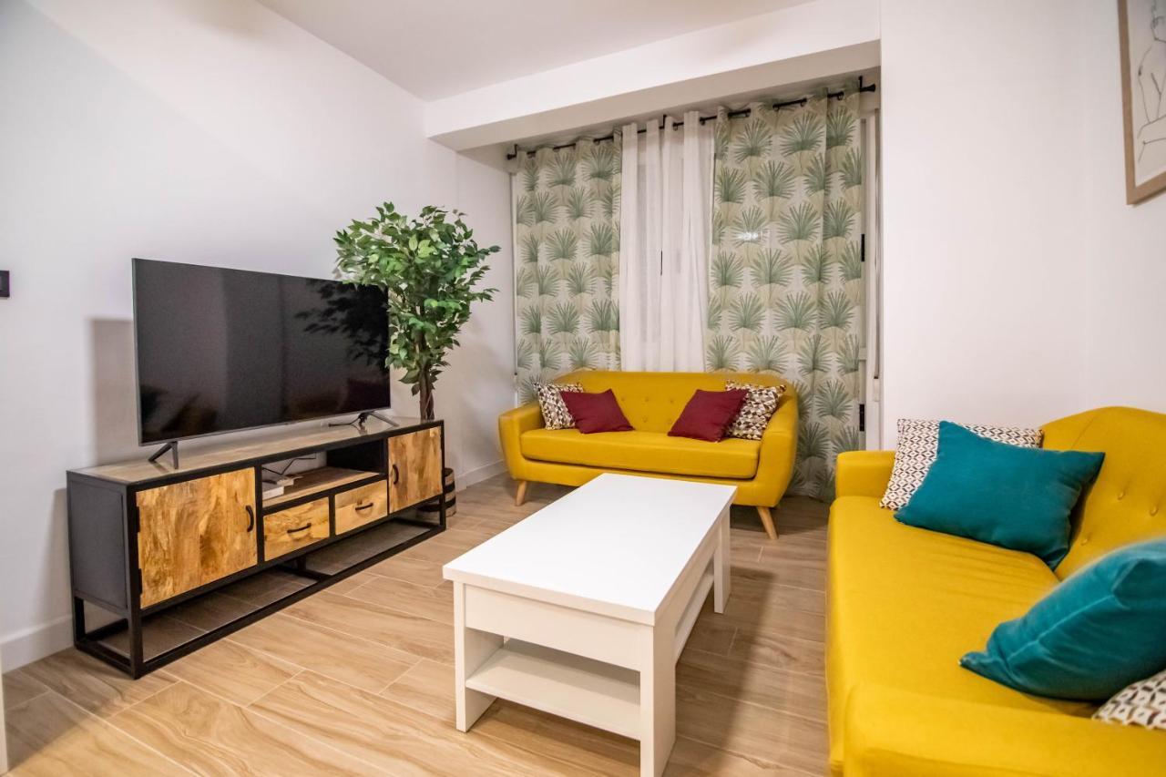 Apartmán Tuguest Avenida Madrid Granada Exteriér fotografie