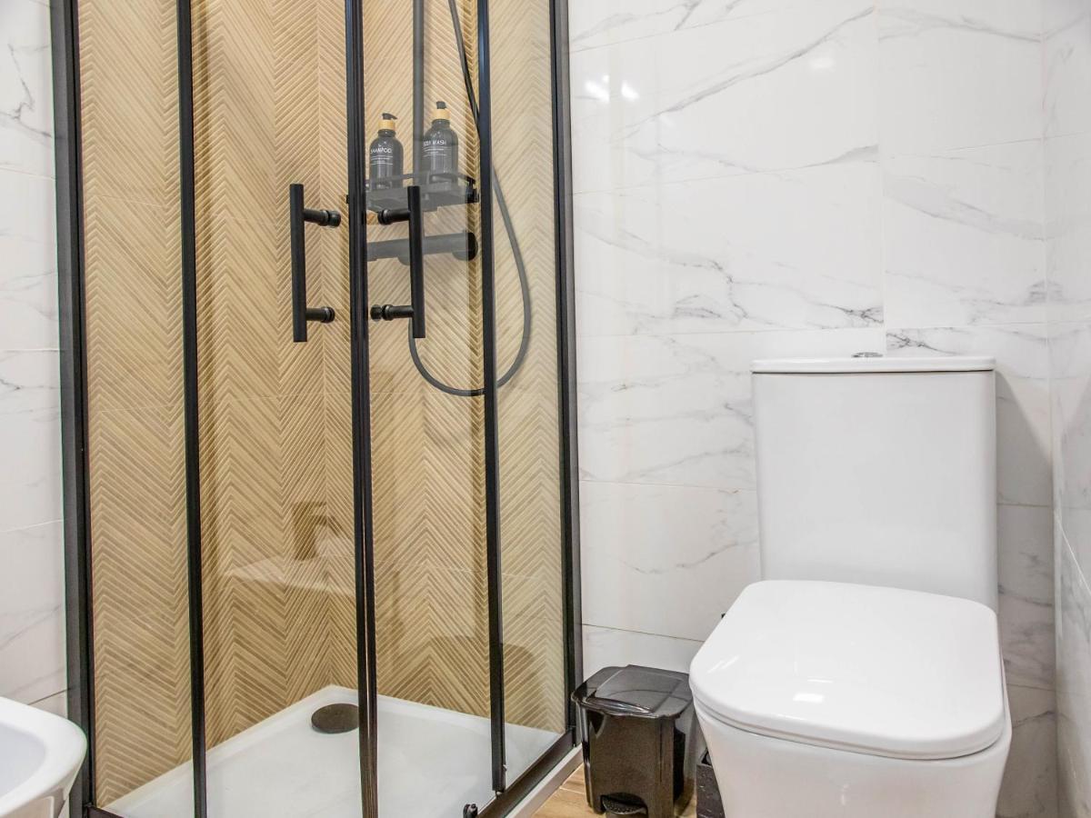 Apartmán Tuguest Avenida Madrid Granada Exteriér fotografie