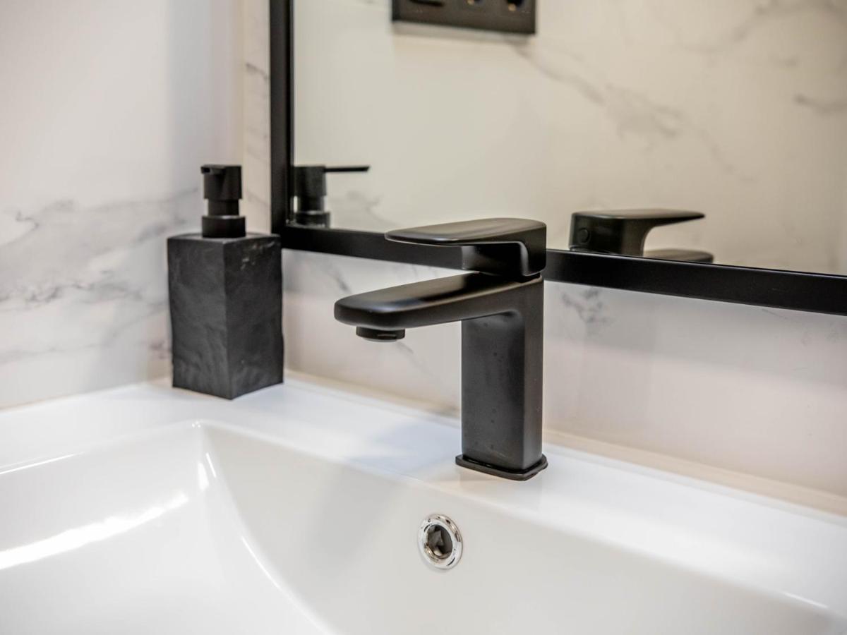 Apartmán Tuguest Avenida Madrid Granada Exteriér fotografie